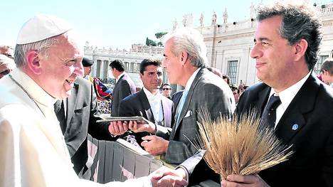 Estrechon-Francisco-Luis-Etchevehere-Vaticano_CLAIMA20131003_0016_17