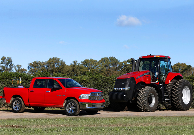 RAM-junto-a-CASE-IH-en-Expoagro-2015