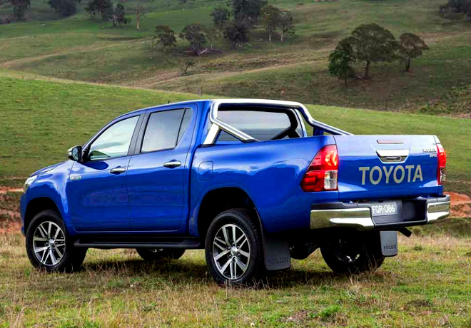 Toyota-Hilux-2016-2