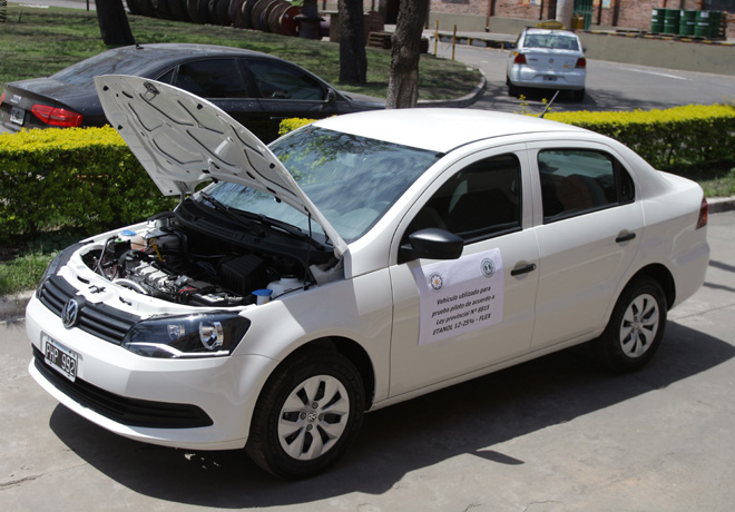 Los Balcanes - Primer taxi que utiliza como combustible bioetanol de caña de azucar 2