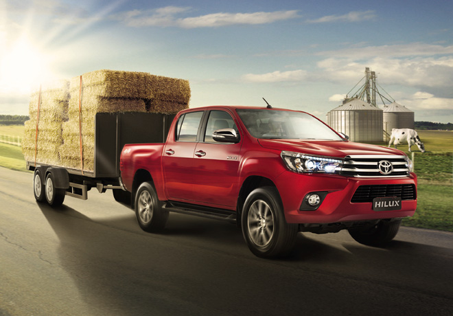 Toyota-Hilux-2016