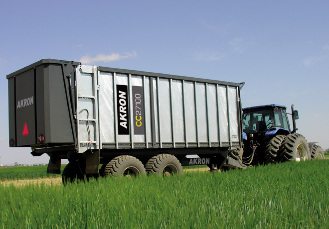 Akron Caja Compactadora de Forrajes CC27100