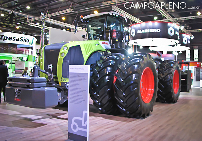 Claas en la Rural 2017 1