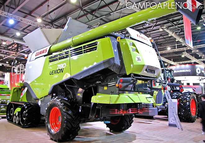 Claas en la Rural 2017 3