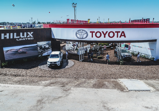 Toyota-exhibe-su-line-up-en-Expoagro-2019