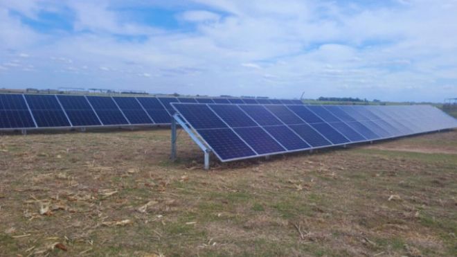 Energía solar para regar: Una alternativa para campos sin acceso a la red eléctrica